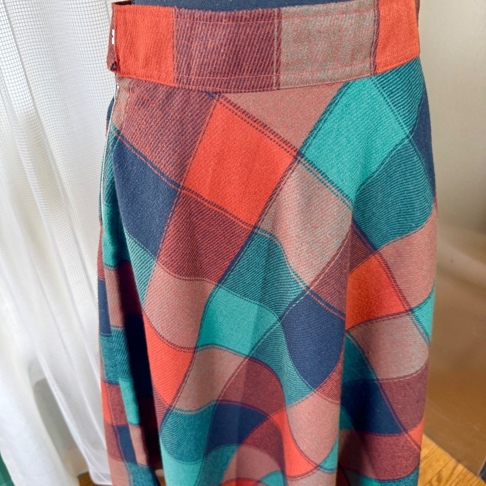 Vintage 70s skirt, teal, burnt orange, brown, tan plaid, A-line, slight flare, 4 - Picture 2 of 8